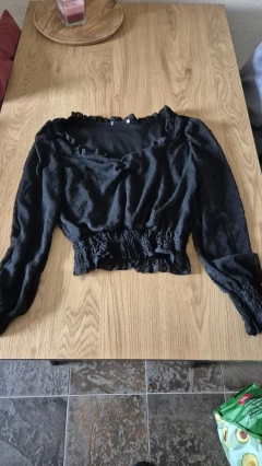 schoene-schwarze-bluse-in-s