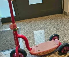 kinder-roller-in-gutem-zustand