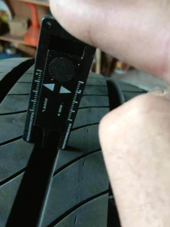 Sommerreifen 205/55 R16, guter Zustand, 4 Stück 6
