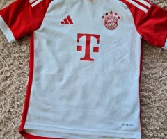 bayern-trikot-kinder-groesse-152